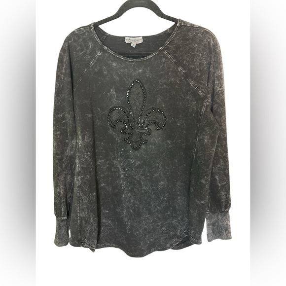 Cover Charge Tops - Cover Charge Black Acid Wash Fleur De Lis Top Size L Studded Rhinestone
